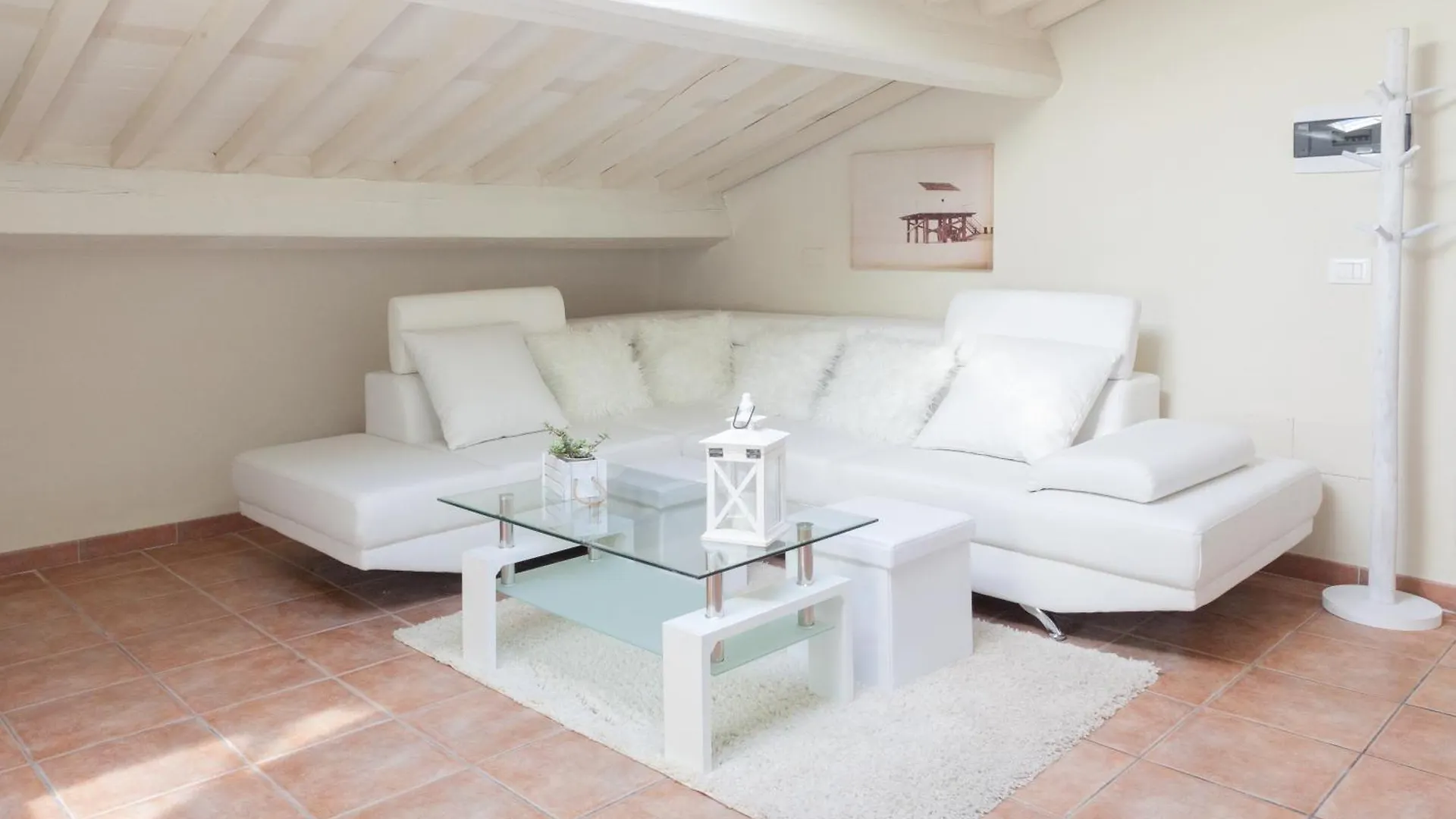 Appartamento White Attic Lucca