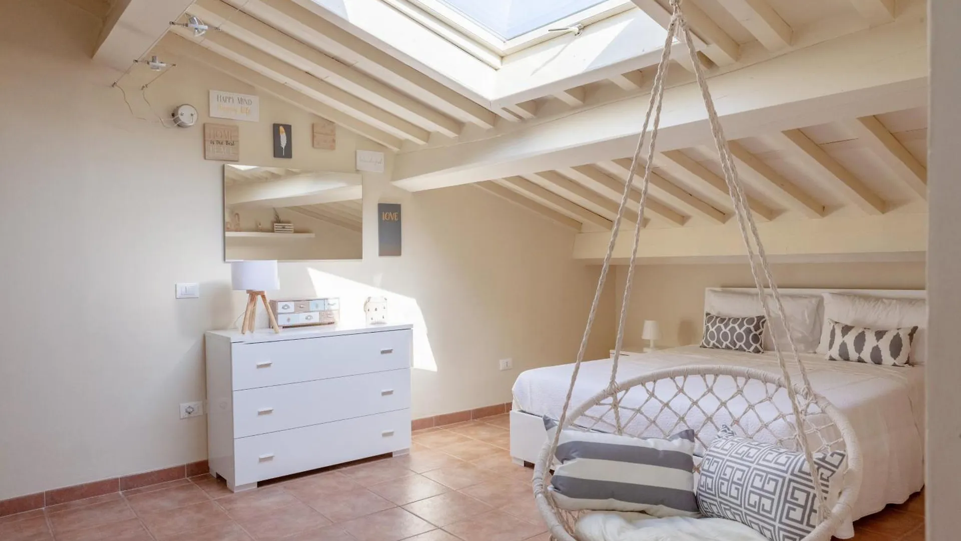 Appartamento White Attic Lucca