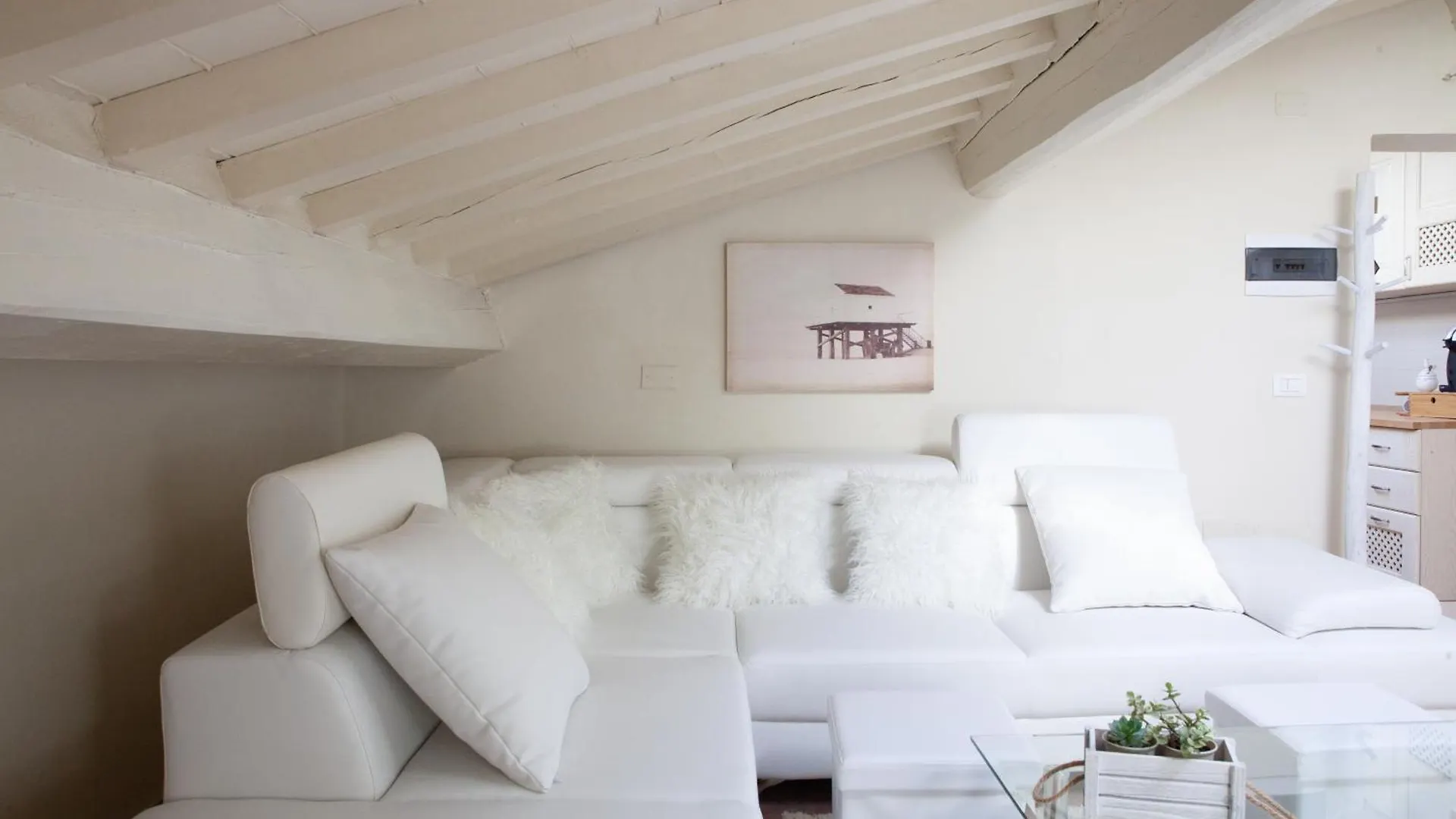 Appartamento White Attic Lucca
